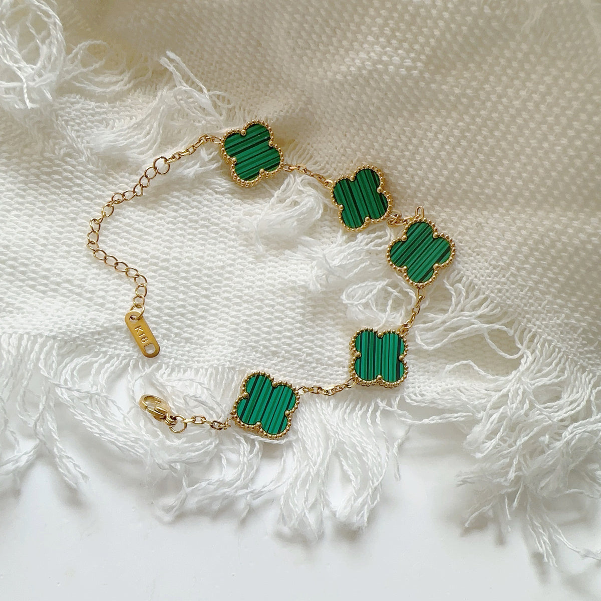 CLASSIC CLOVER LINK BRACELET | GREEN PATTERN