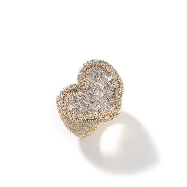 MAJESTIC HEART RING