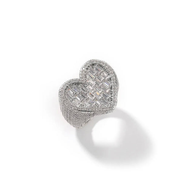 MAJESTIC HEART RING