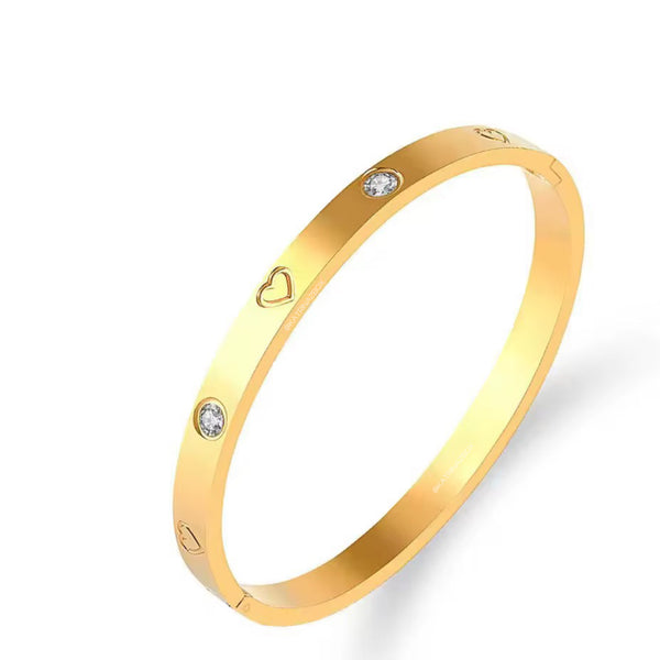 SIGNATURE HEART | BANGLE