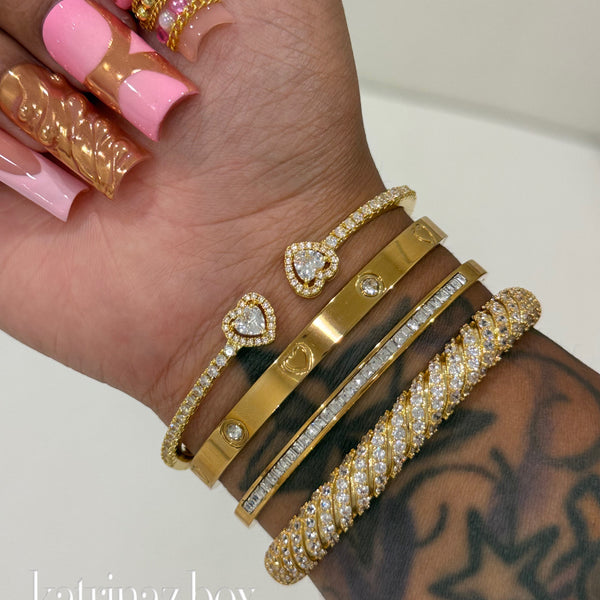 LIORA HEART | BANGLE SET