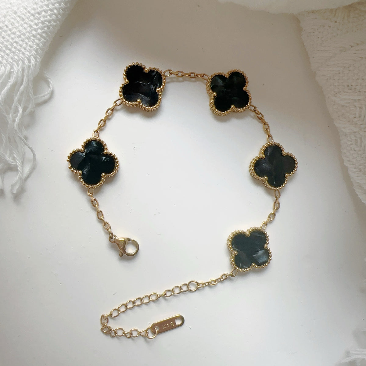 MARBLE STONE CLOVER LINK BRACELET | BLACK